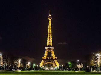 Eiffel Tower Lights Will Be Sw...